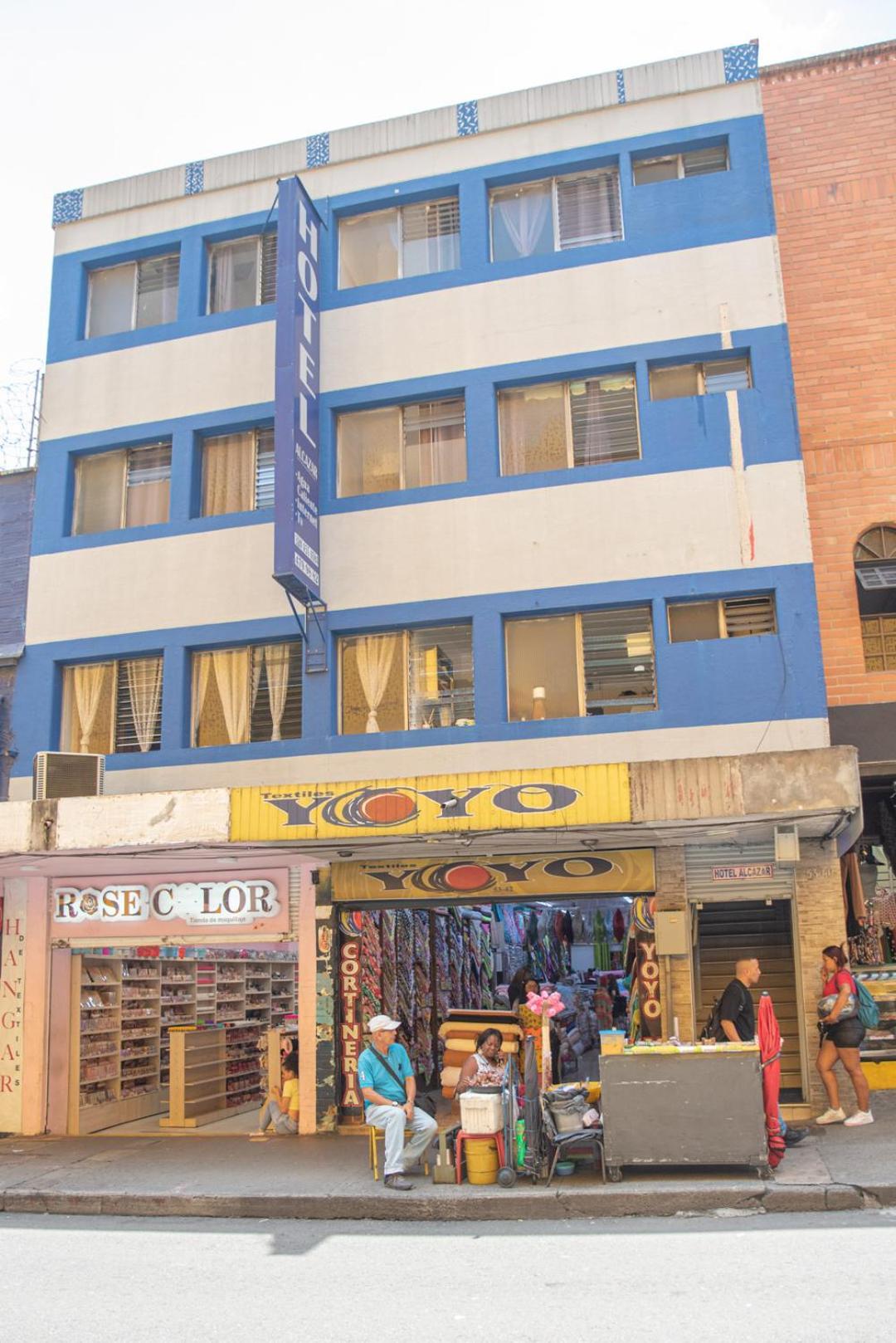 Hotel Alcazar Medellín Buitenkant foto